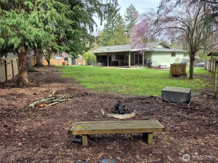 Huge Nearly 1/3 Acra lot with RV Parking