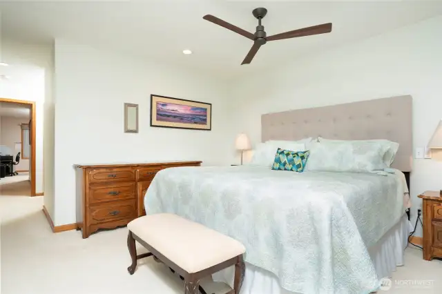 Primary Suite w/ Mountain Views and Solitude~