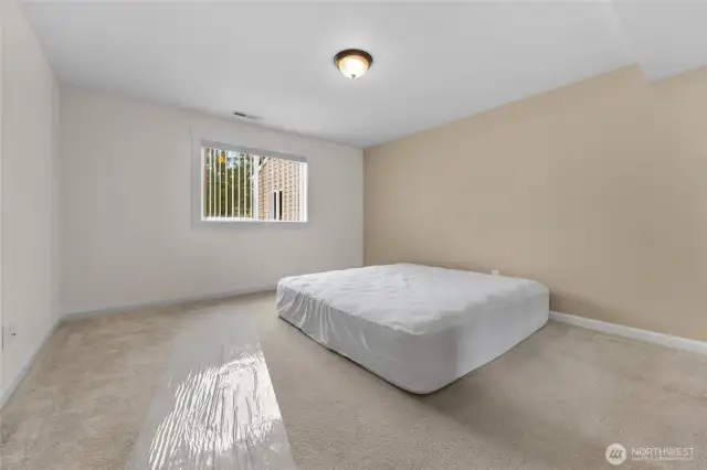 Lower bedroom