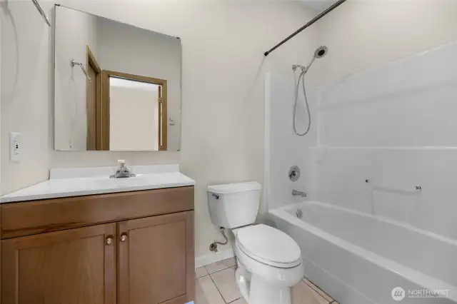 Potential MIL/Bonus room bath