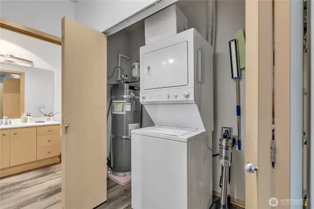 Stacking washer/dryer.
