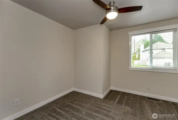 Additional bedroom no. 1 -