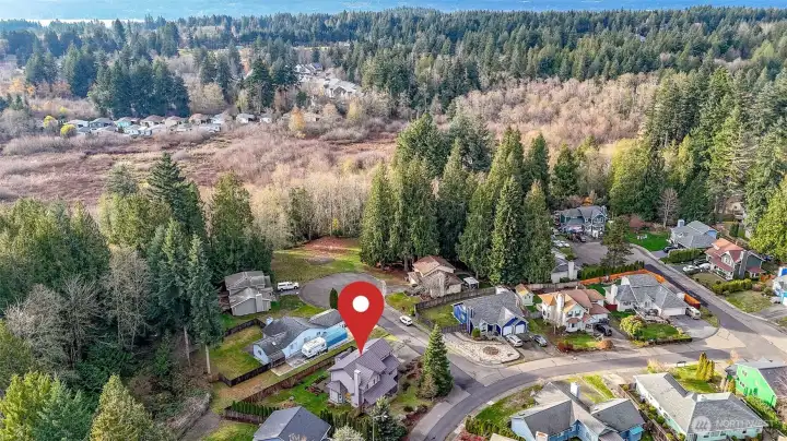 Commuting is a breeze with quick access to Silverdale and Bremerton.