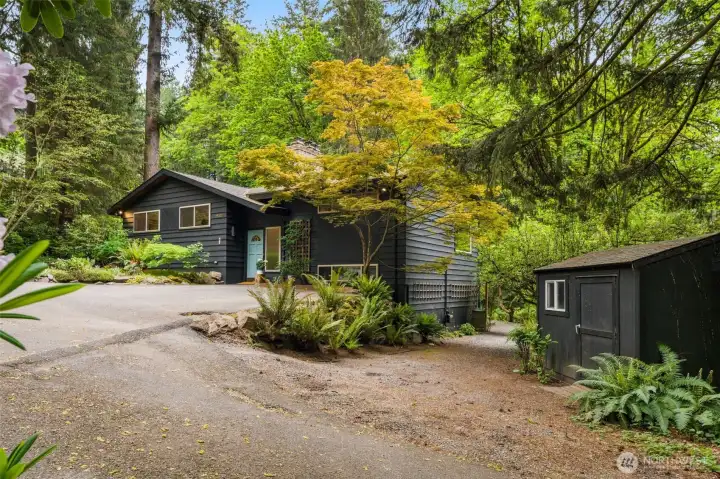 Notice the shed for all your gardening tools!