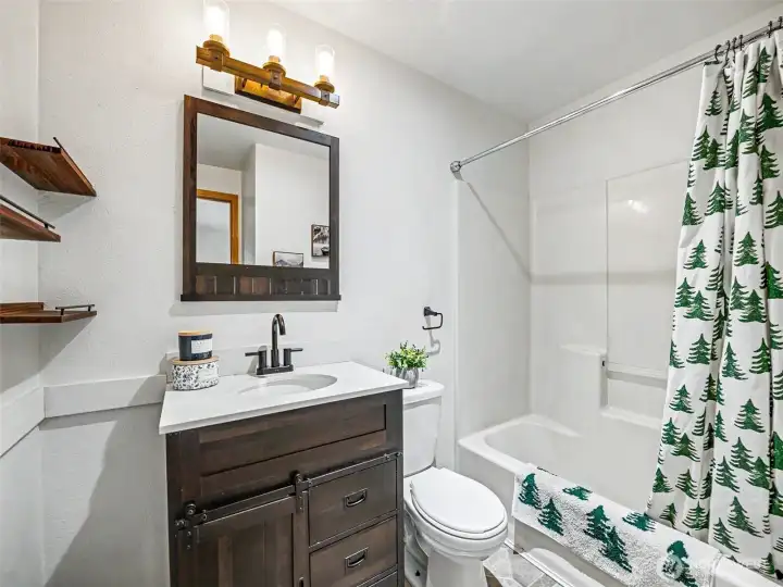 Primary Full Bath