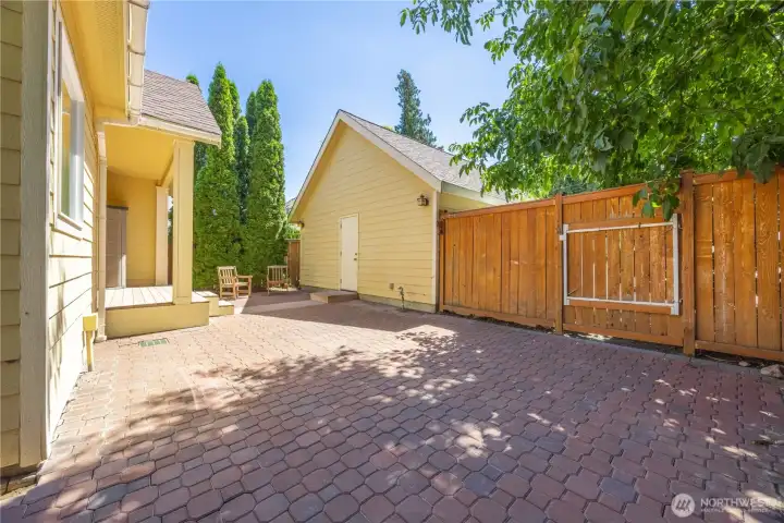Deck & patio off of Primary also accessed by the side entry. Deck & patio off of Primary also accessed by the side entry.