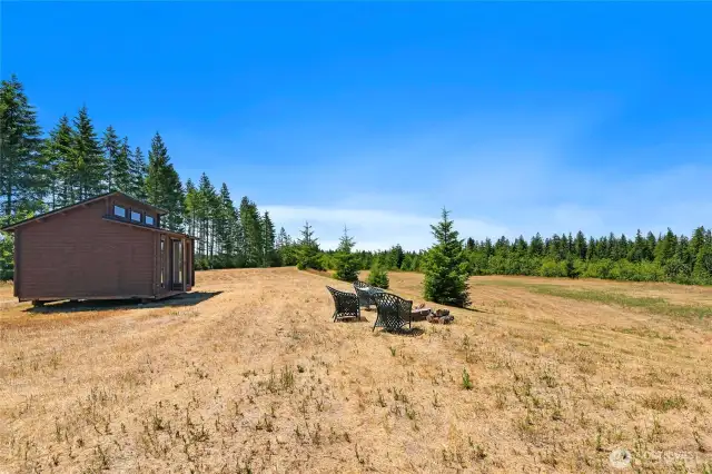 This acreage is ready to go