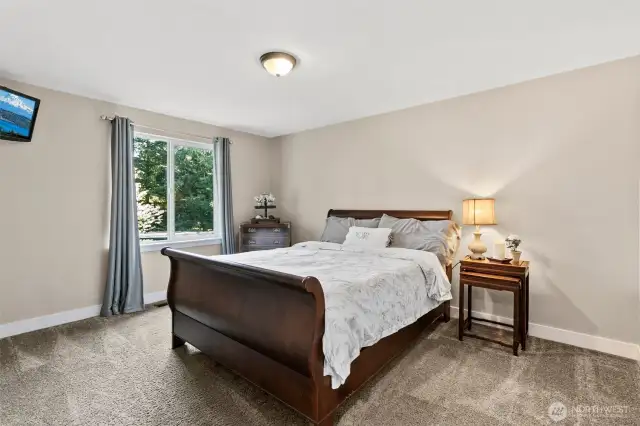 Upstairs Bedroom #2