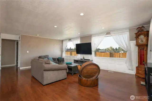 Lot of space with large windows great for all the natural lighting