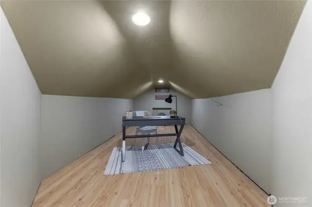 Upstairs Bonus Room