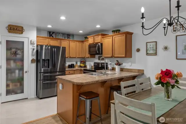 Kitchen with Eating Space