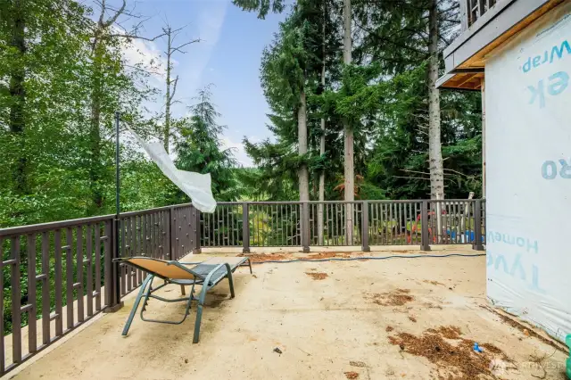 2nd Floor Balcony