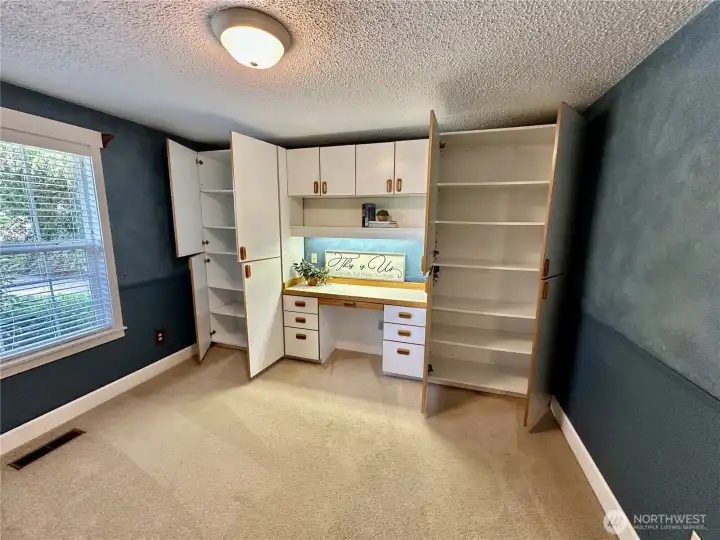 Another view of built-ins.