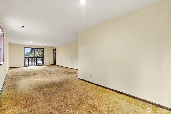 Primary bedroom before remodel simulation.