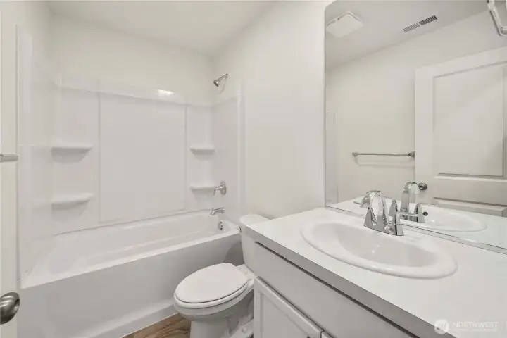 Full Guest Bath-DISCLAIMER:PHOTOS ARE INFORMATIONAL PURPOSES ONLY. Photos are from another Sutherland in community, options, upgrades, colors, and/or other features may vary