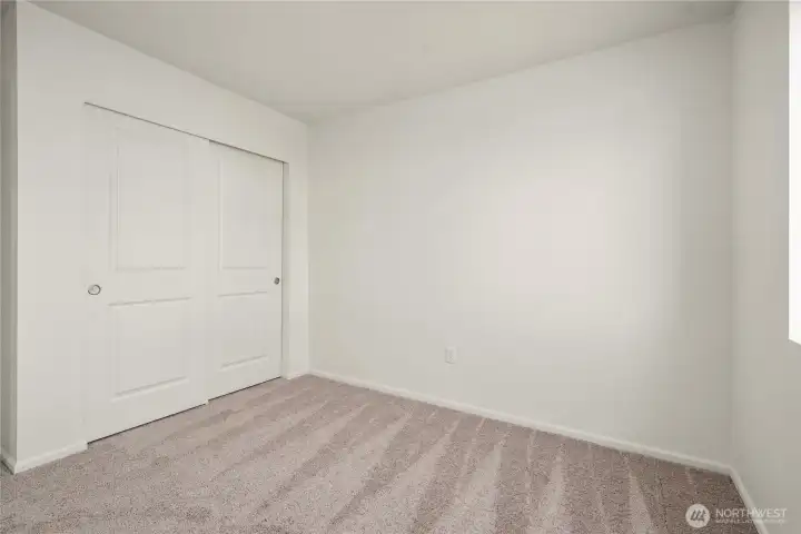 Bed #2-DISCLAIMER:PHOTOS ARE INFORMATIONAL PURPOSES ONLY. Photos are from another Sutherland in community, options, upgrades, colors, and/or other features may vary