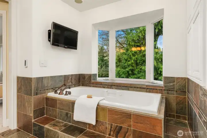 Primary soaking tub.