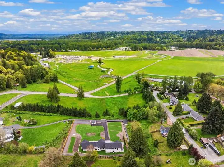 Breathtaking Views. Enjoy the serene vistas of the valley, complemented by a refreshing breeze that makes every moment outdoors delightful.