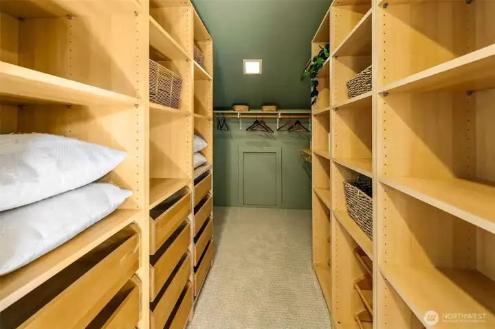 Large primary closet. Large primary closet.