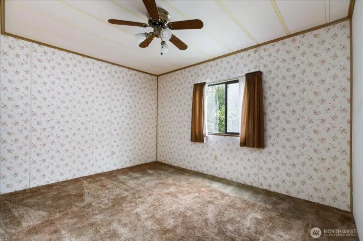 Second bedroom