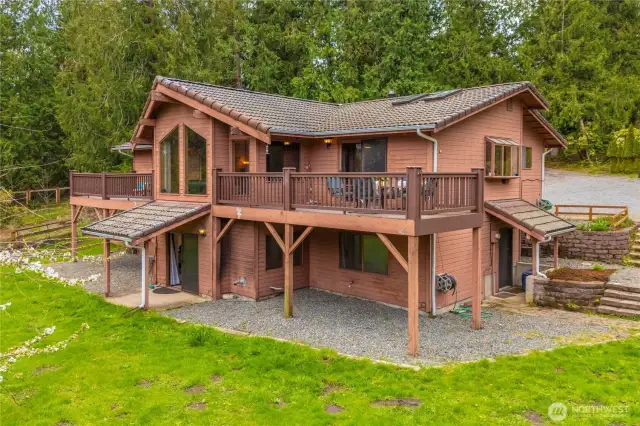 So much space and functionality in this large home! Separate entrance to the downstairs creates potential for a MIL, ADU or multi-gen living.