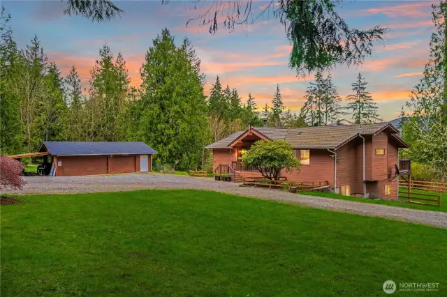 Full circular driveway makes parking super easy with plenty of space options and no need to turn around.