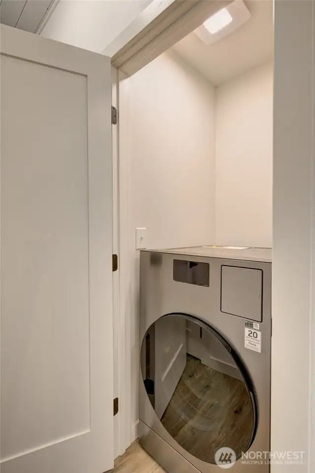 Combo washer/dryer.