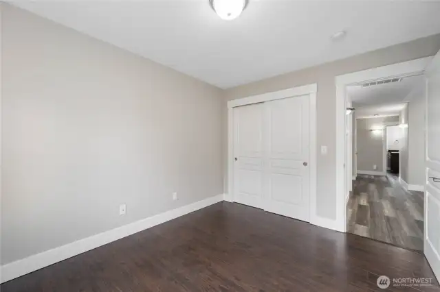 Guest room #2 / office