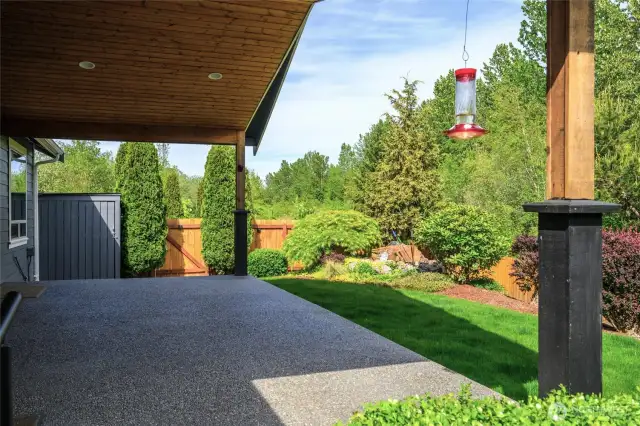 Overlooks 15-acre greenbelt & wildlife sanctuart