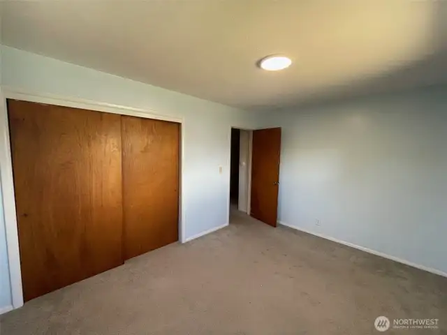 East bedroom