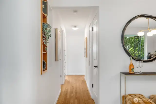 Period built-in shelf