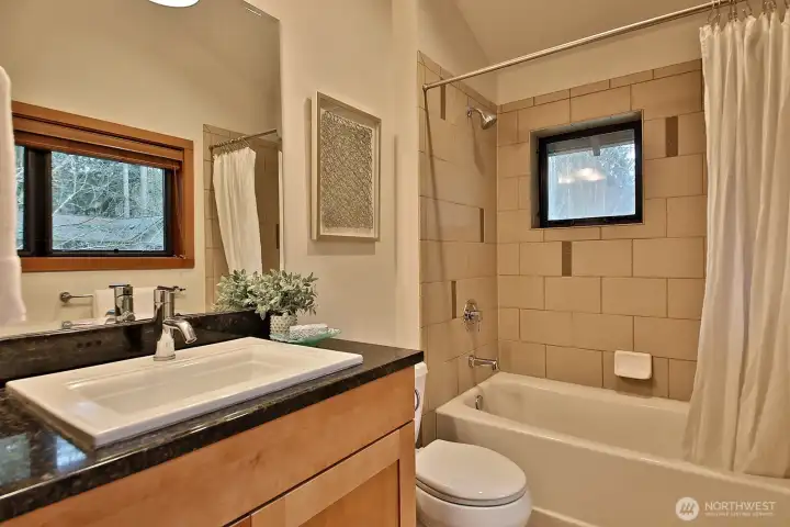 Beautiful finishes in the full primary bath.