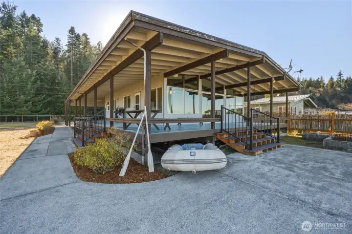 Spread out on the Large, Sprawling and Private Lot~