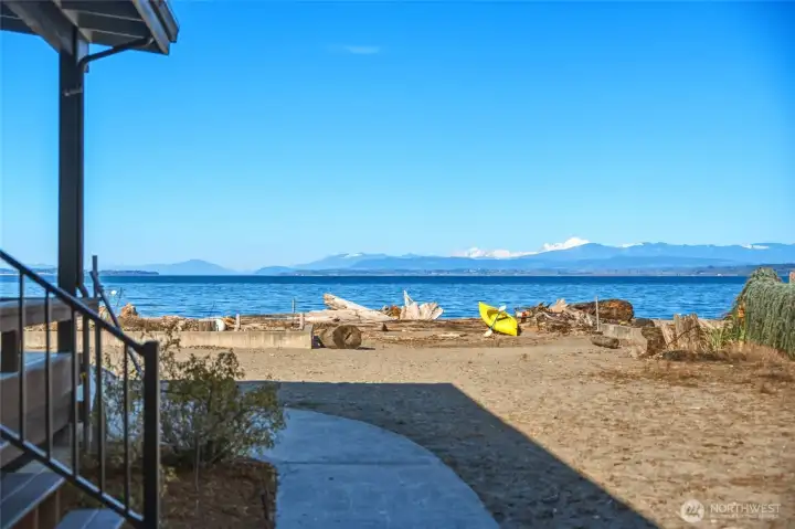 This Incredible Setting~