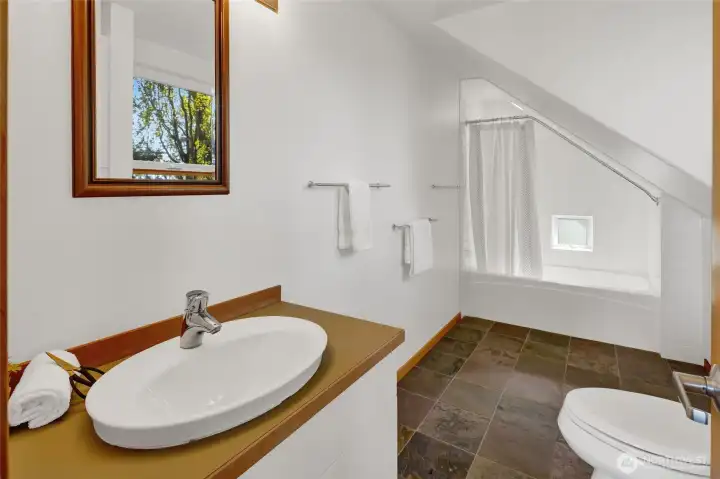 Third level bathroom