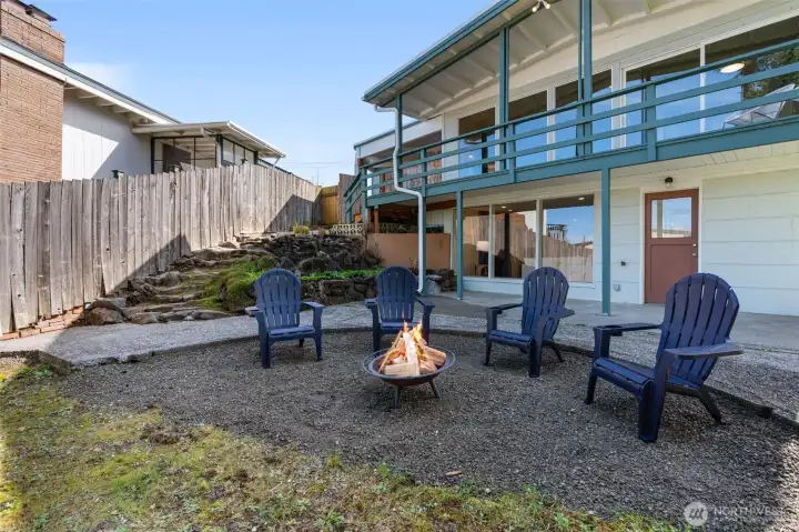 1710 North Bridgeview Drive, Tacoma, WA 98406