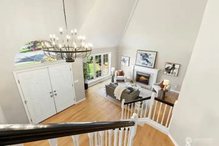 Light and bright floor plan with all the designer updates!