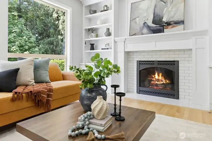 Enjoy the cozy gas fireplace, which provides plenty of heat in the winter months!
