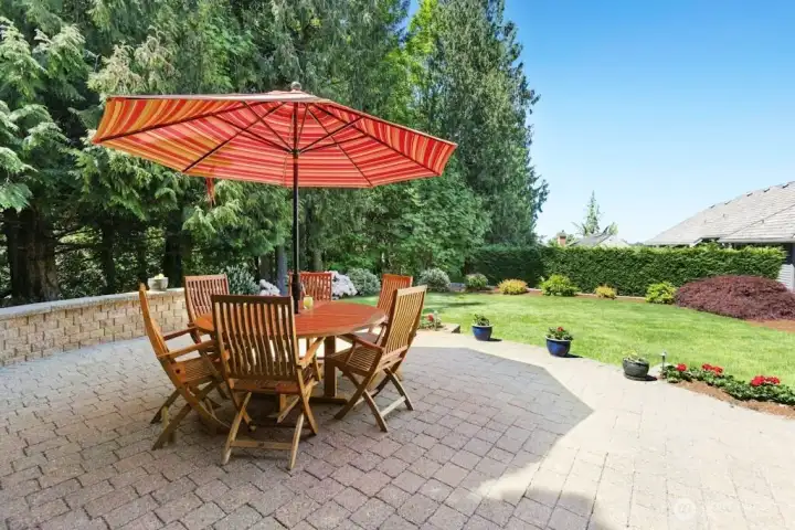 Entertaining is a breeze on this updated patio area!!