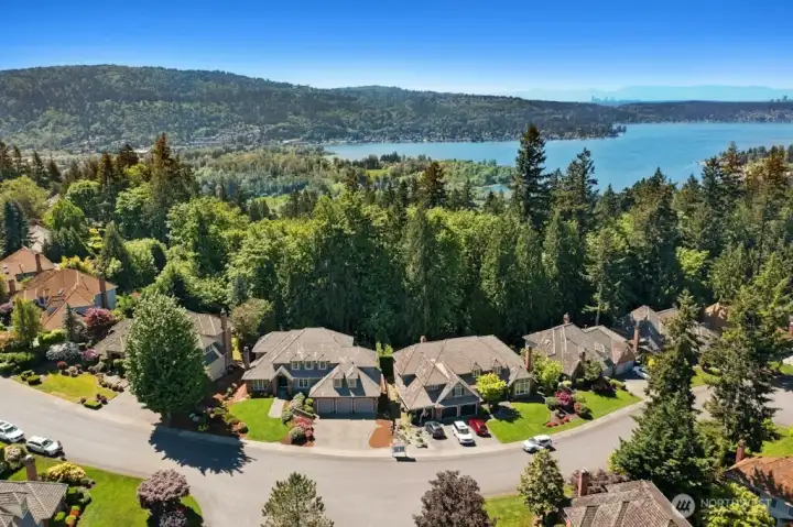 Lake Sammamish is just a stones throw away for summer boating and recreation!