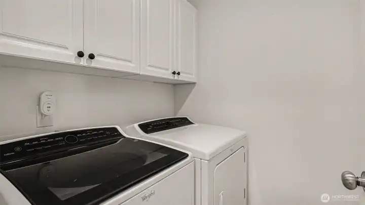 Laundry room with storage, washer & dryer stay Laundry room with storage, washer & dryer stay