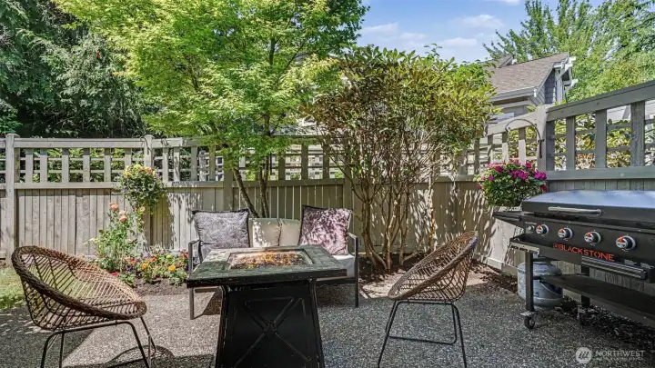 Outdoor living area Outdoor living area