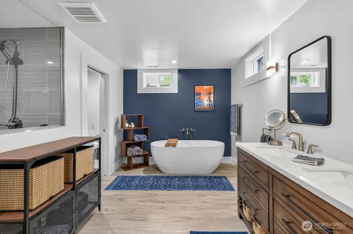 Full bathroom in basement