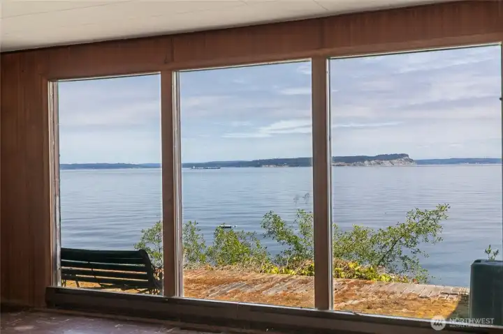 Dreams can become reality. Take advantage of this footprint for natures best views. Dreams can become reality. Take advantage of this footprint for natures best views.