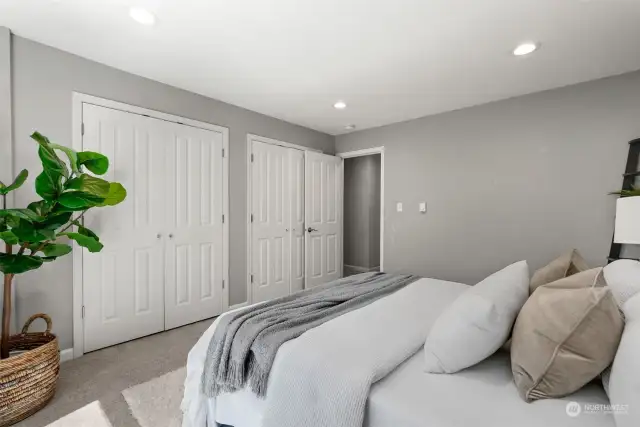 The bedrooms are generous in size with natural light streaming in to keep the atmosphere bright.