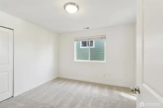 There ar 4 large secondary bedrooms