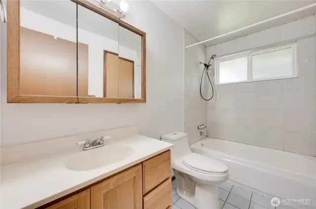 Main full bath upper level