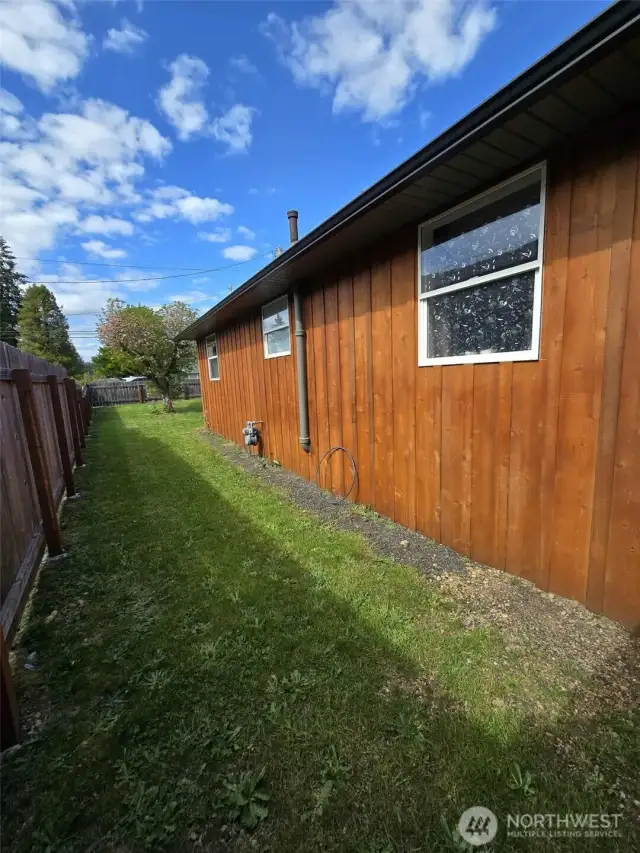 Left side yard