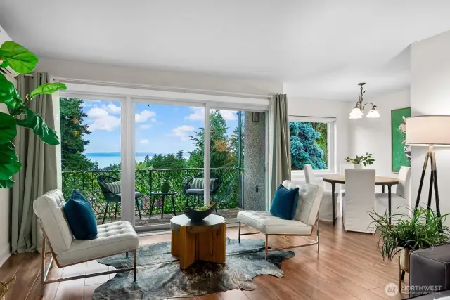 Beautiful Laminate Wood floors reflect all the Western light throughout the living spaces.