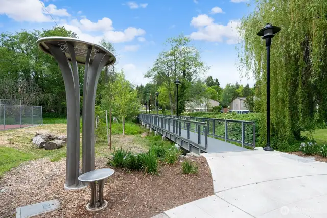 Look for the sculptures and the bridge and you're there.